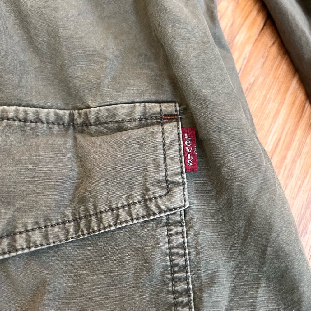 💙Levi’s utility jacket - Picture 3 of 11